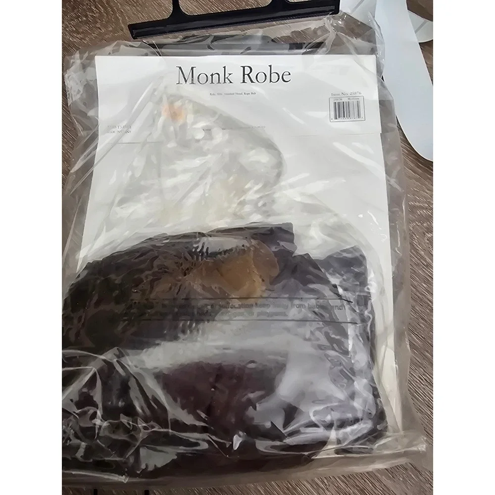 Underwraps monk robe